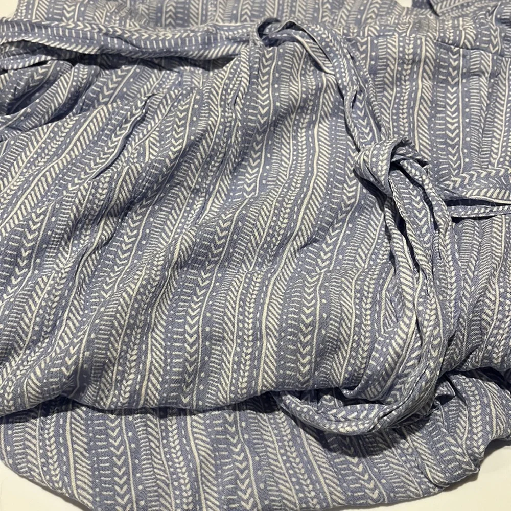 NWT Torrid 3 - light blue boho vertical stripe, gauze, wide leg, belted pants - Picture 10 of 13